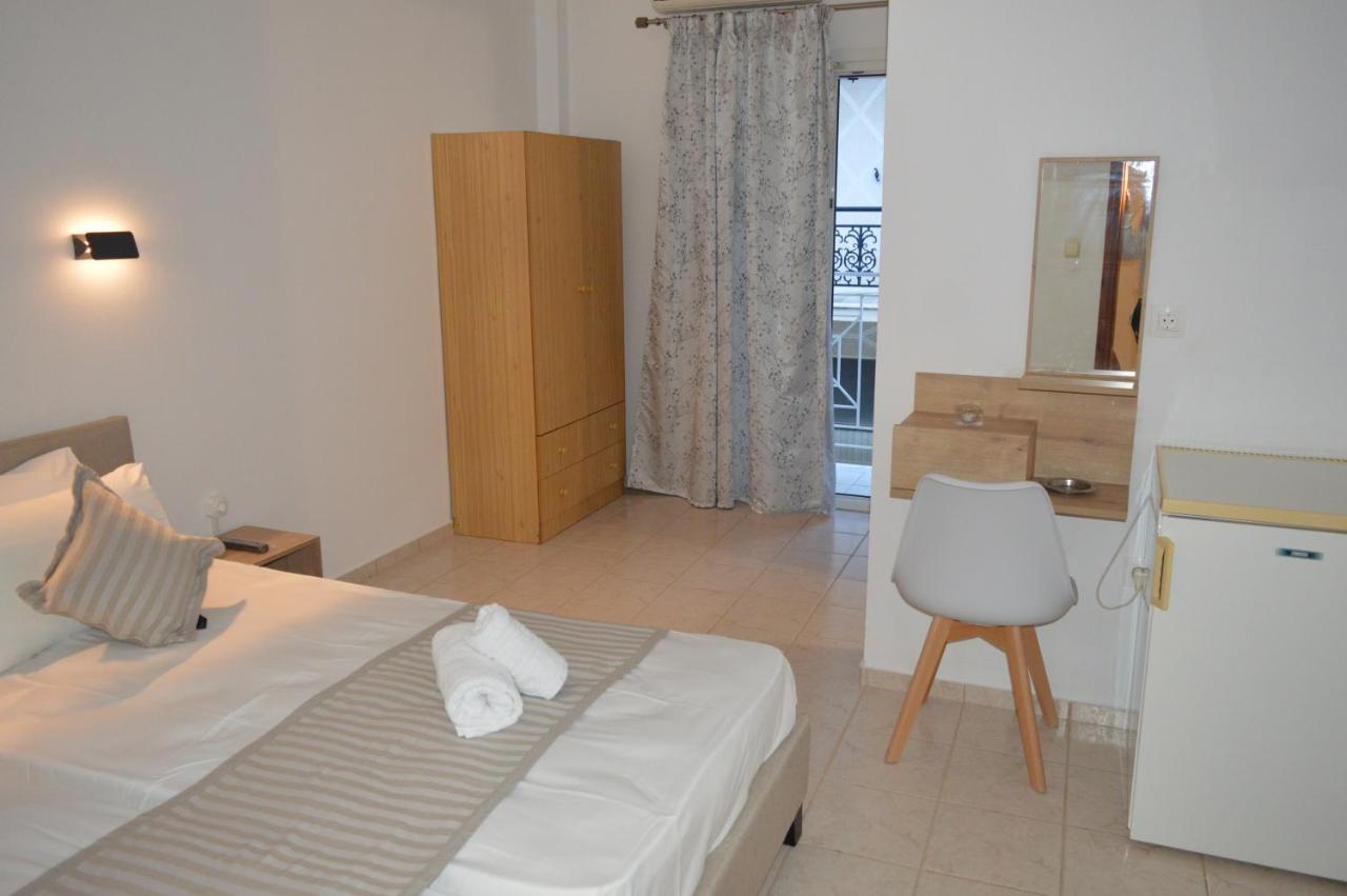 Junction Studios Skiathos-Stadt Exterior foto